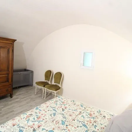 Semesterbostad Maison De Caractere A Mandailles-st-julien, 4 Pers, Proche Puy Mary, Jardin, Cheminee, Animaux Ok - Fr-1-742-565 Mandailles-Saint-Julien